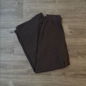 Lululemon LA Wide Leg Pant — Black Granite — Size 4